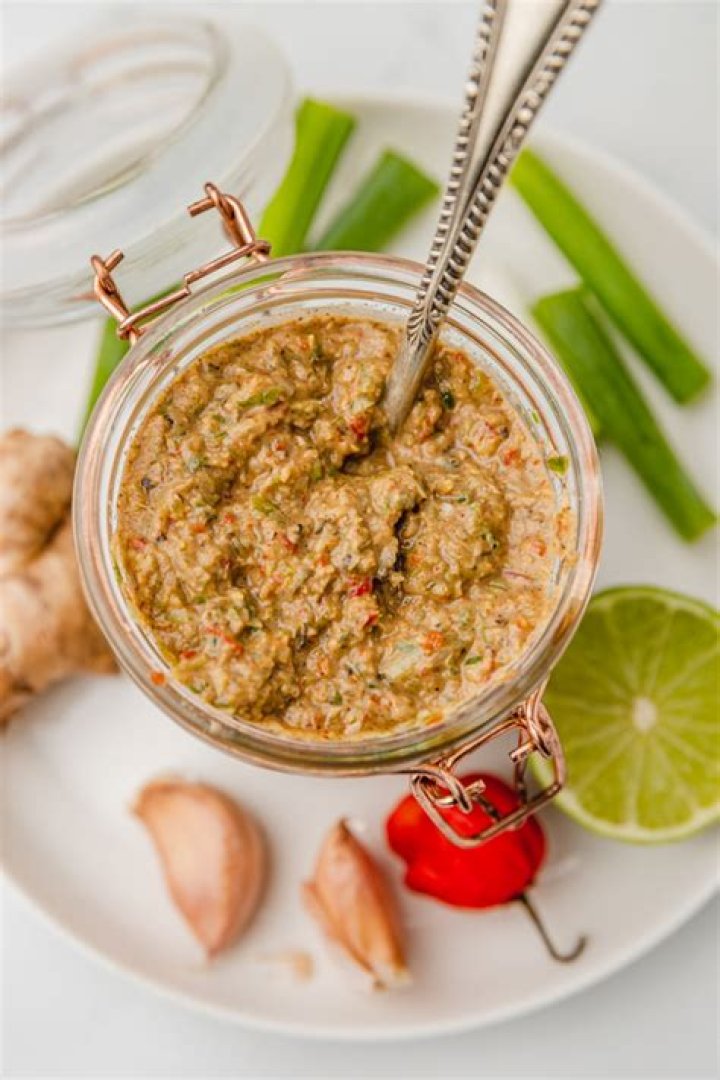 How do you use jerk paste?